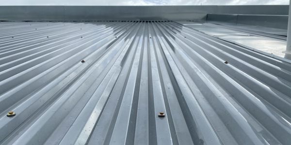 corrugated metal deck roof system